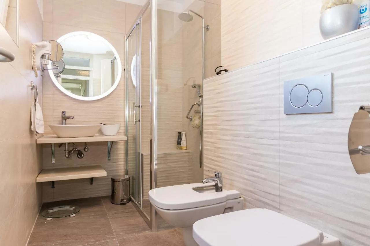 Bura Apartment Pula 0*,